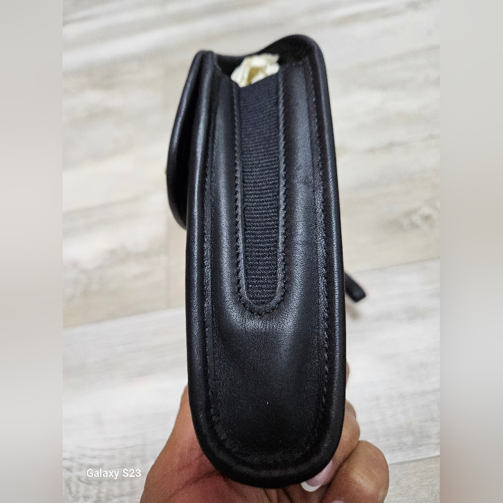 COPY - Coach Vintage Cell phone Case Black - Picture 2 of 4